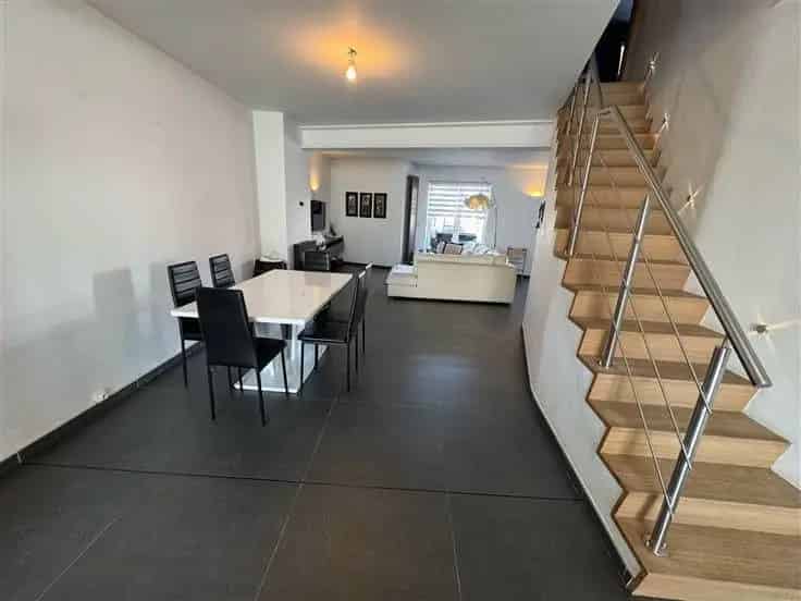 Duplex Appartement Hoboken 3 slaapkamers 2 terrassen