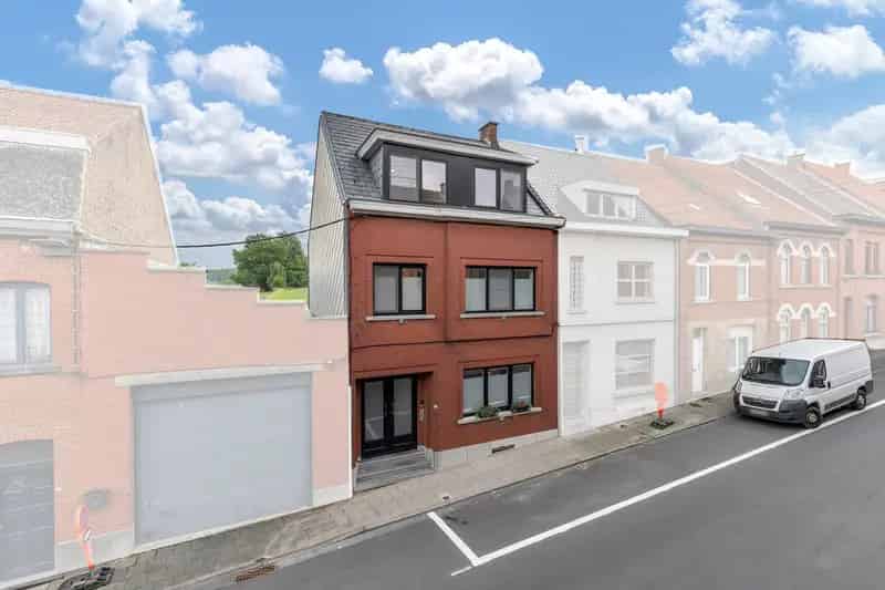 Gerenoveerde woning te huur 4 slaapkamers 2 badkamers