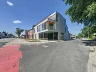 Handelsfonds 225m² Wielsbeke - Ruime Casco Handelsruimte