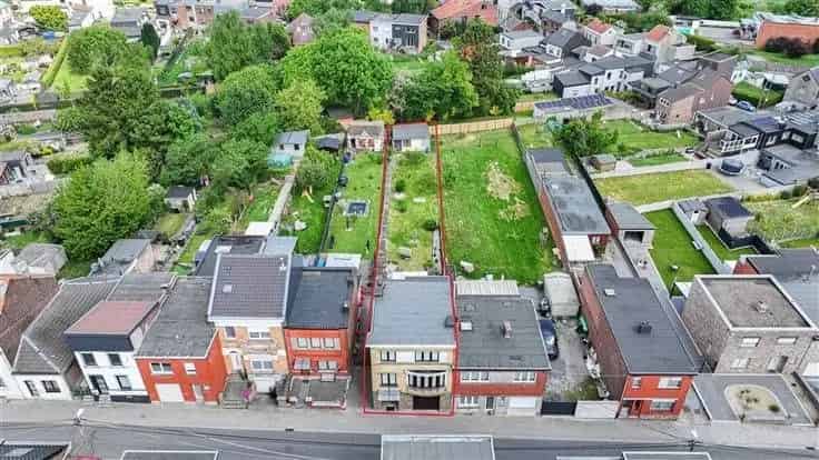 Huis te Koop Vottem - 3 Slaapkamers, Tuin en Garage