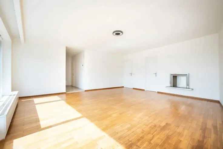 Te koop penthouse appartement Molenbeek-Saint-Jean met 2 slaapkamers