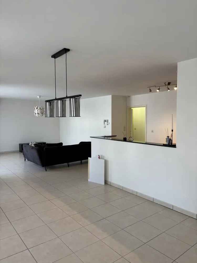 Appartement 128m² 3 slaapkamers  Autostaanplaats Lift