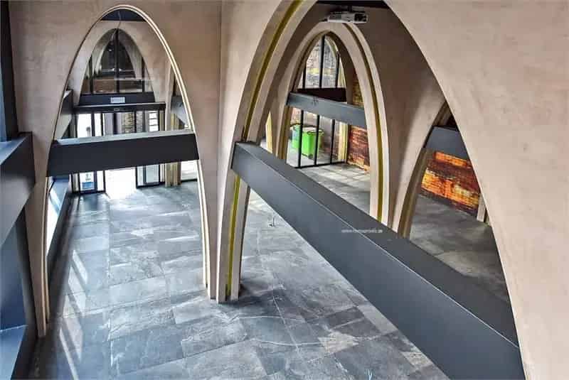 Handelspand te Huur Diksmuide: Toplocatie, Gerenoveerd