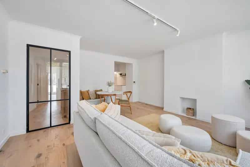 Gerenoveerd 2 Slaapkamer Appartement Kortrijk Centrum