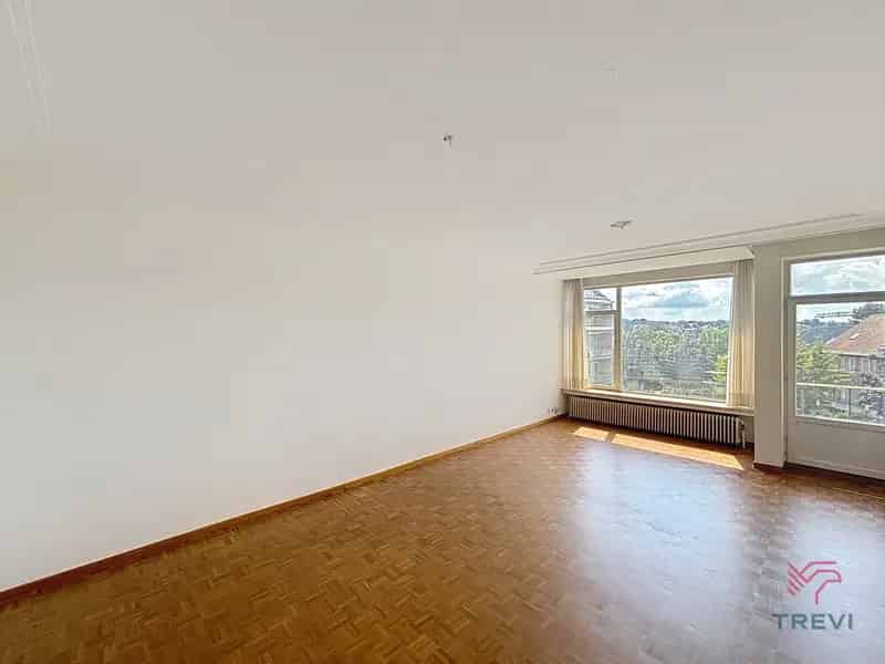 Appartement te Koop UCCLE 1 Slaapkamer Gerenoveerd