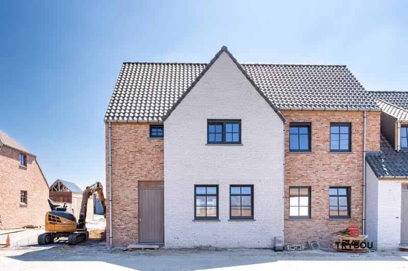 Nieuwbouw Woningen en Gronden te Koop Staden