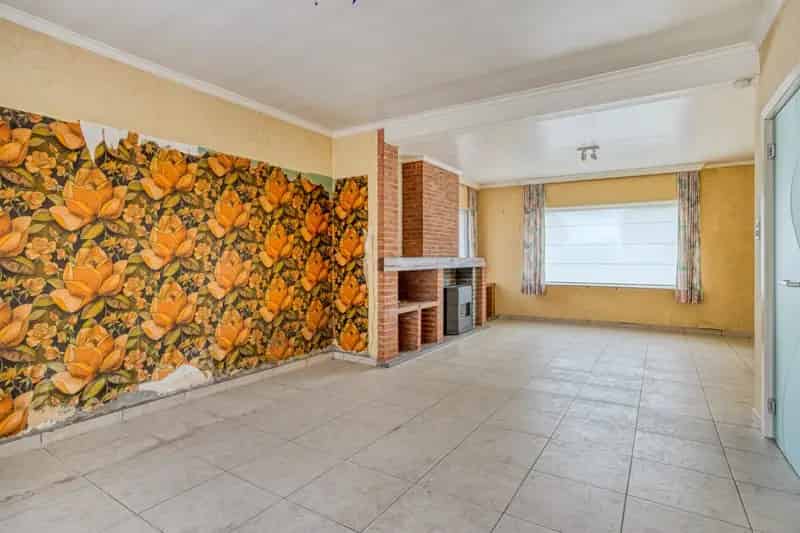 Huis te koop Dentergem: Landelijke gezinswoning 4 slaapkamers te renoveren
