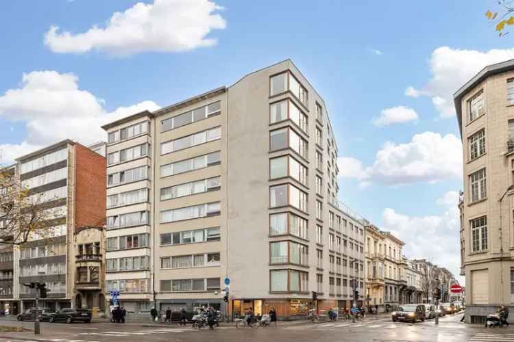 Appartement te koop Belgiëlei: 1 slaapkamer, centraal gelegen