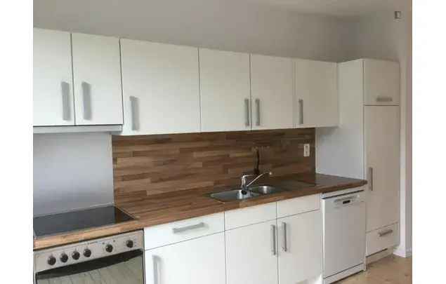 Huur 1 slaapkamer appartement in Schaerbeek - Schaarbeek