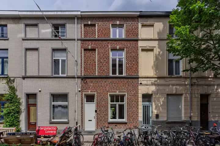 Huis te Koop Gent Centrum Rustig Gelegen