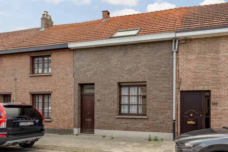 Huis te koop Borsbeek: Renovatieproject met potentieel