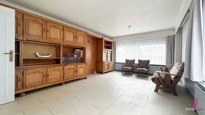 Ruime 5 Slaapkamerwoning Groot Perceel Bosrijke Omgeving