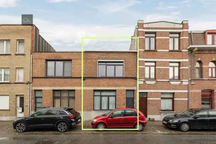 Huis te huur Merksem 3-4 slaapkamers 213m²