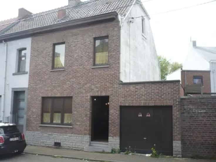 Huis Te Koop met Tuin Garage en 2 slaapkamers