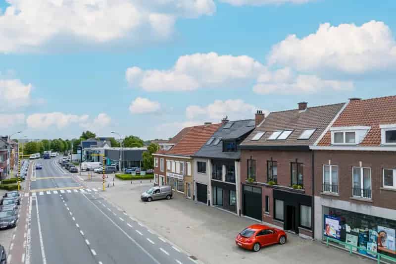 Gerenoveerd 3 Slaapkamer Duplex Appartement Gent