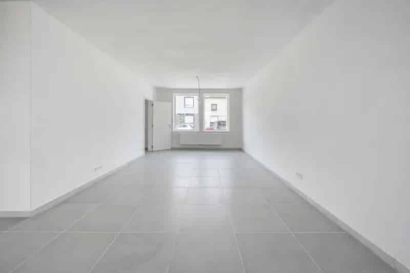 Huis te huur Lebbeke: 3 slaapkamers, gerenoveerd, tuin