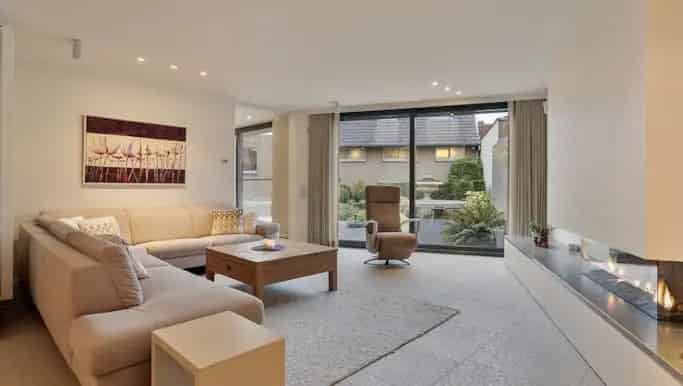 Twee Huizen te Koop Zwevezele Centrum