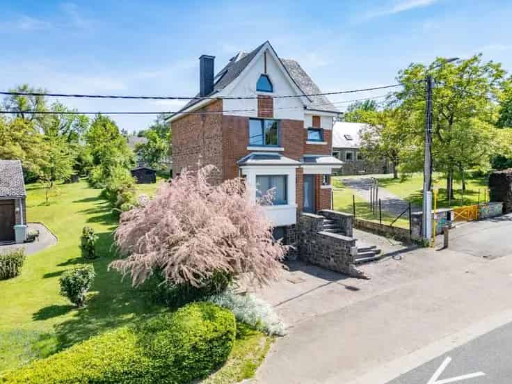 Huis Te Koop Marche-en-Famenne: Lichtrijk, Ruime Zolder, 2 slaapkamers
