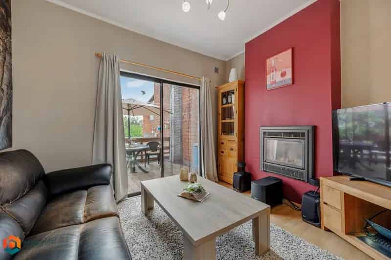 Handelspand met Duplex Appartement te Mechelen