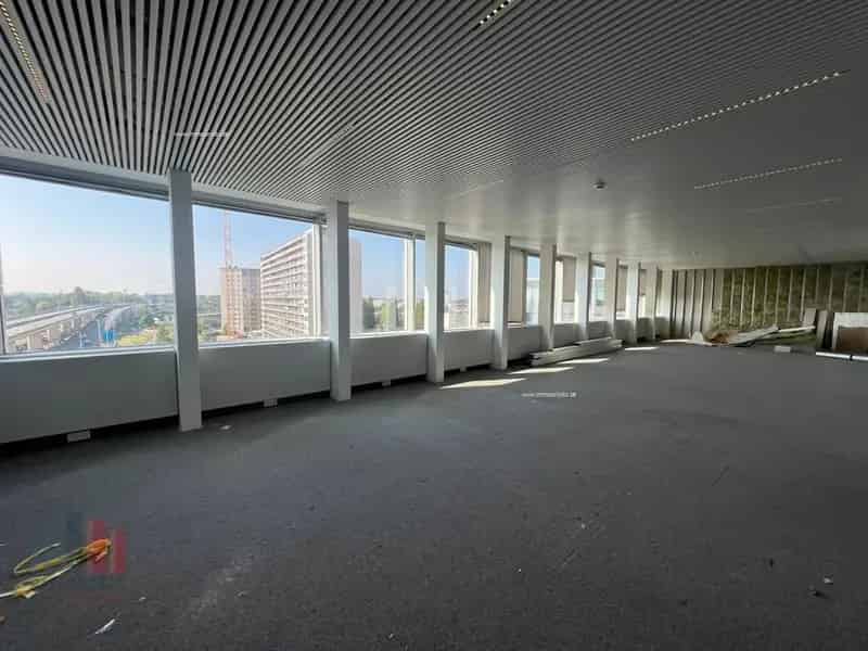 Kantoren te Huur Gentbrugge UCO Toren 878m² E17