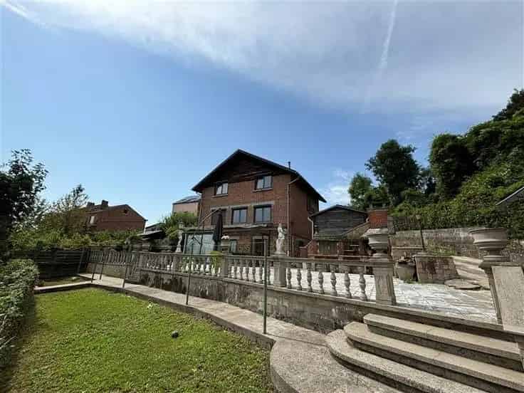Huis Te Koop Saint-Servais 150m²