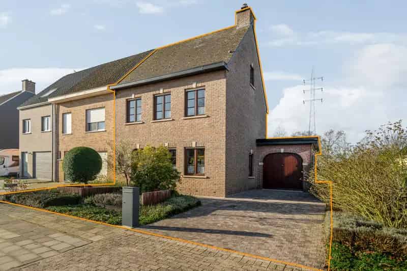 Huis te huur Aartselaar: Ruime HOB met tuin en groene omgeving