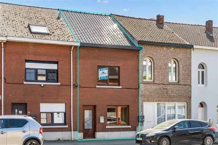 Huis Te Koop 2 slaapkamers Nabij Centrum