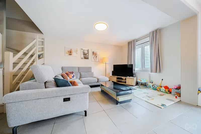 Moderne 4 Slaapkamers Huis Gembloux Grand Leez