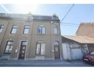 Huis te koop Monceau-sur-Sambre 4 slaapkamers grote tuin