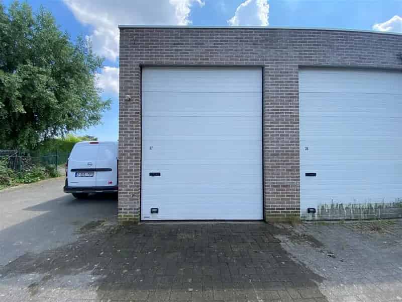 Afgesloten Garagebox 30m² Bovengronds
