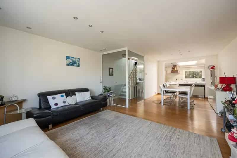 Bel-"Etage Woning Grote Tuin