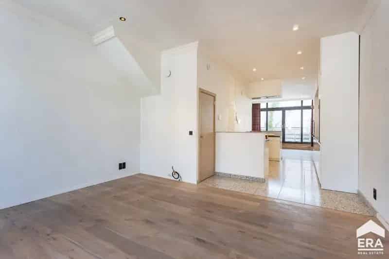 Duplex te Koop in Aalst - Ruim Triplexappartement