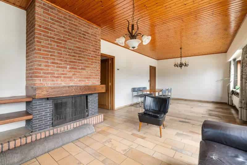 Villa nabij centrum Aalter