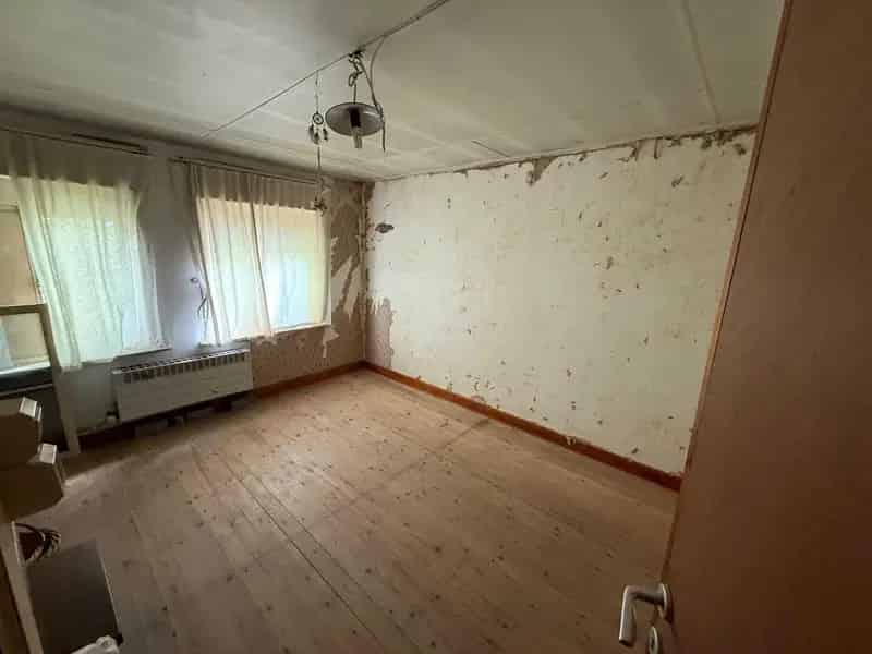 Ruime woning te renoveren Bottelare 4 slaapkamers