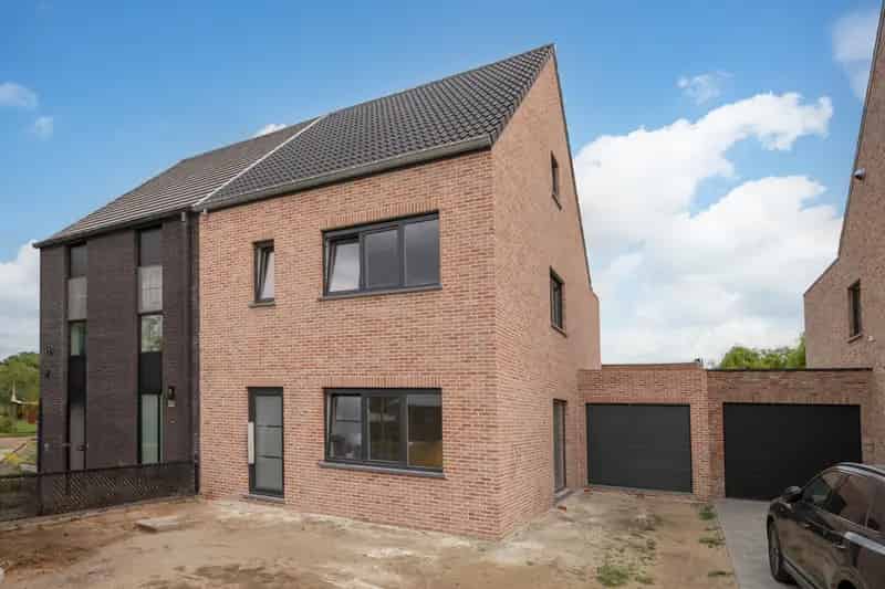Nieuwbouw Halfopen Bebouwing Gooreind