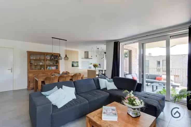 Nieuwbouwappartement 3 slaapkamers groot terras