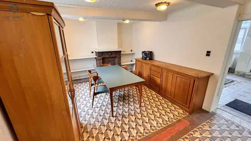 Op te frissen woning 3 slaapkamers terras Centrum Geraardsbergen