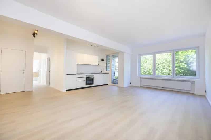 Appartement te huur Ukkel gerenoveerd 88m2 2 slaapkamers EPC B