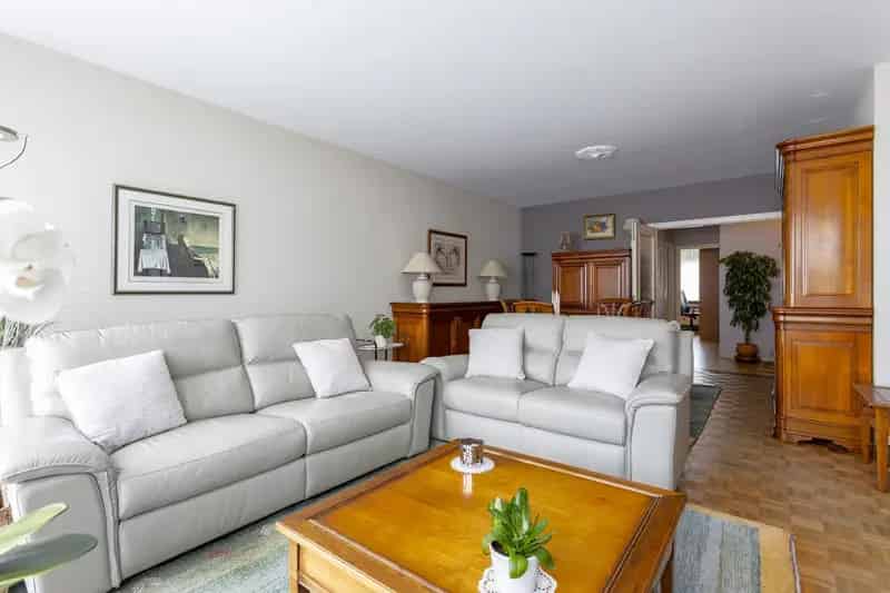 Appartement te koop 2 slaapkamers terras instapklaar