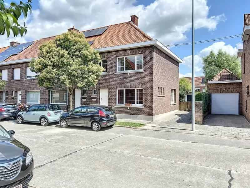 Huis te huur: 3 slaapkamers, garage, tuin - Rustige buurt