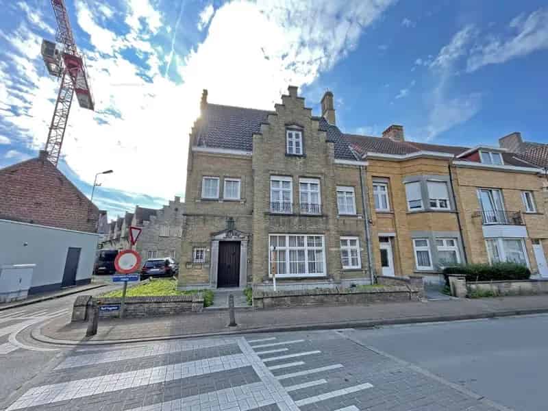 Woning te koop Veurne 4 slaapkamers te renoveren
