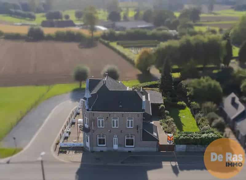 Handelspand met Woonst te Sint Lievens Esse