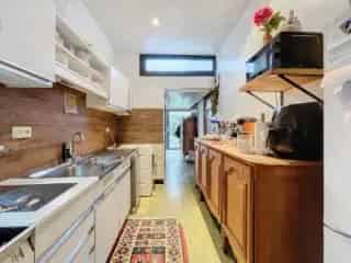 Huis Gemengd Gebruik Anderlecht 3 Appartementen 166m²