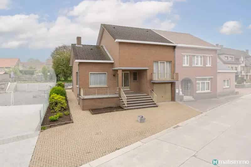 Huis te koop Vlijtingen - Charmante gezinswoning met potentieel