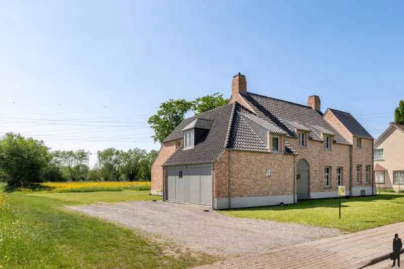 Luxueuze Villa te Koop Zemst 388m2 4 slaapkamers