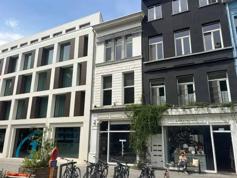 Duplexappartement met ruim terras te koop in Antwerpen