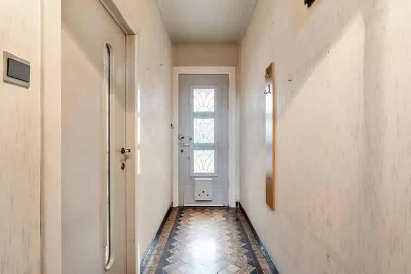 Te renoveren Rijwoning