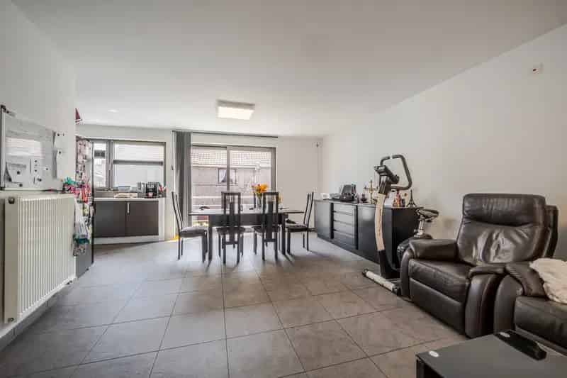 Appartement te huur Roeselare Centrum 2 slaapkamers garage