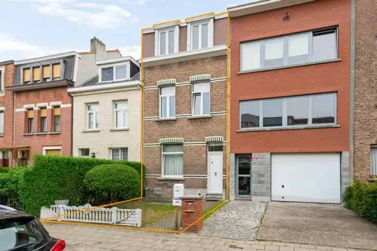 Huis Te Koop Hoboken 4 slaapkamers 2 badkamers