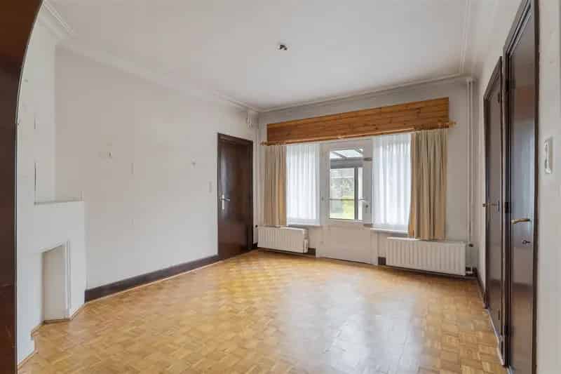 Charmante woning te renoveren 9a75ca